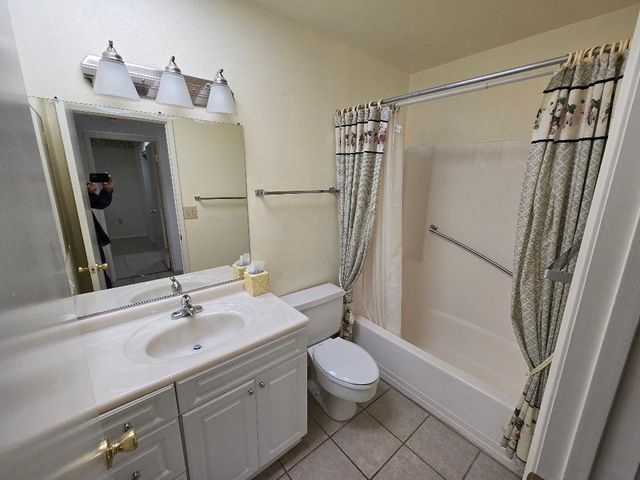 15457 N Ridgeview Road, Sun City, AZ 85351