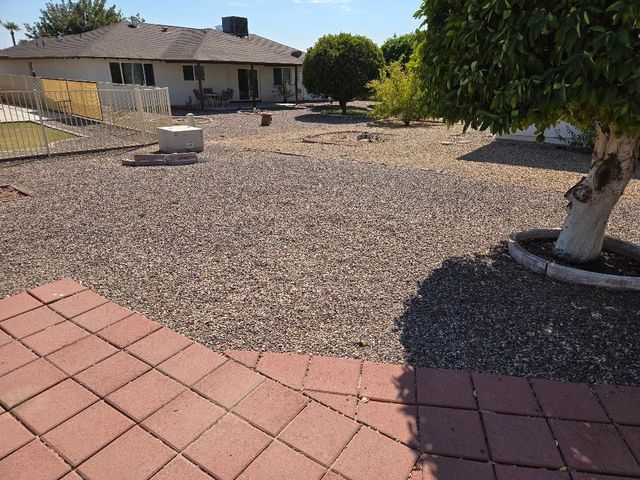 15457 N Ridgeview Road, Sun City, AZ 85351