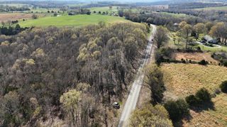 000 State Highway EE, Bakersfield, MO 65609