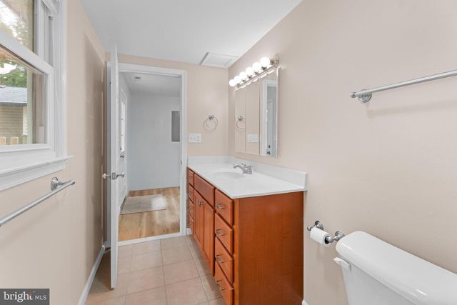 25 ROYAL OAKS DR, Ocean Pines, MD 21811