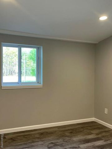 29311 Rockcastle Street, Farmington, MI 48336