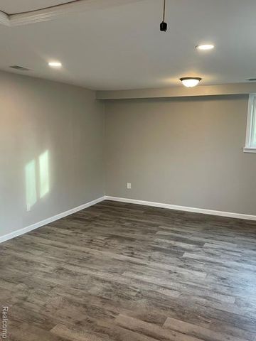 29311 Rockcastle Street, Farmington, MI 48336