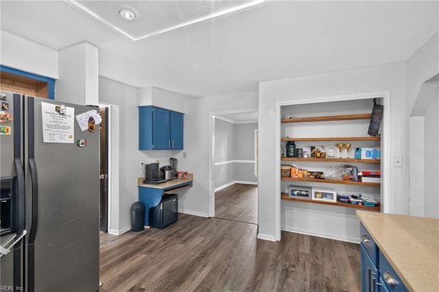 216 Admiral CT, Hampton, VA 23669