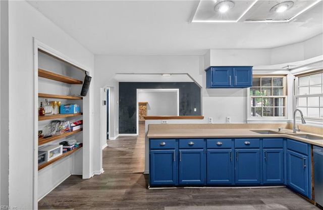 216 Admiral CT, Hampton, VA 23669