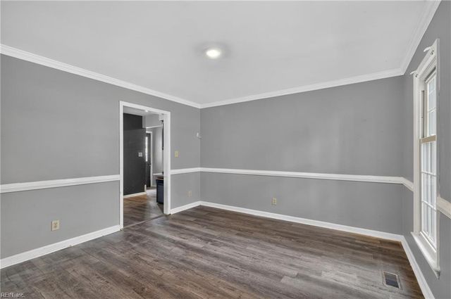 216 Admiral CT, Hampton, VA 23669