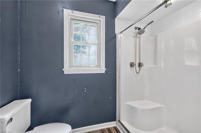 216 Admiral CT, Hampton, VA 23669