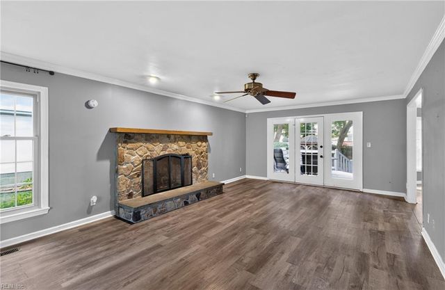216 Admiral CT, Hampton, VA 23669
