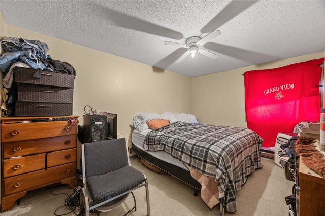 904 Benton Drive 32, Iowa City, IA 52246