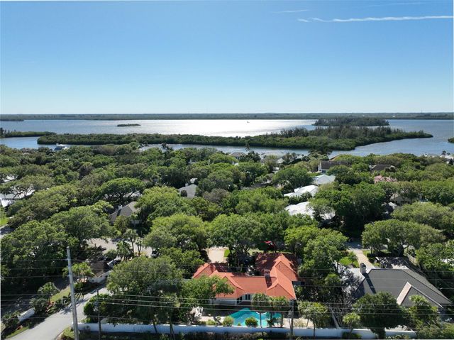 1200 Poitras Dr, Vero Beach, FL 32963