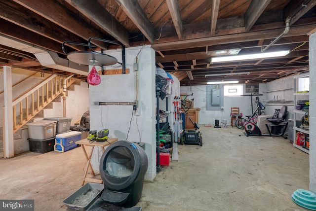 32 BONSALL AVE, Aldan, PA 19018