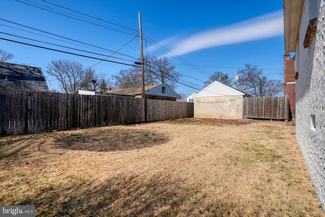 32 BONSALL AVE, Aldan, PA 19018