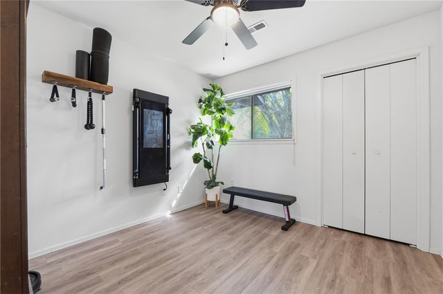 116 W 26th Circle, Fayetteville, AR 72701