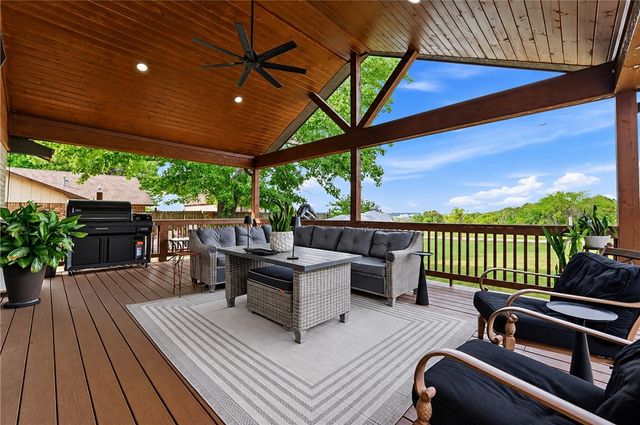 116 W 26th Circle, Fayetteville, AR 72701