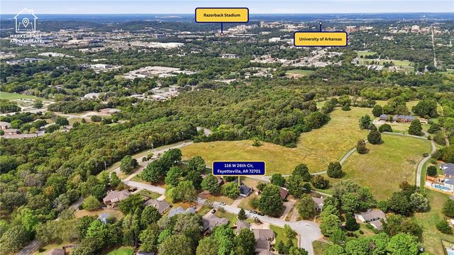 116 W 26th Circle, Fayetteville, AR 72701