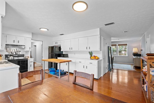25 Linda Mar Dr (Pool Home), St Augustine, FL 32080