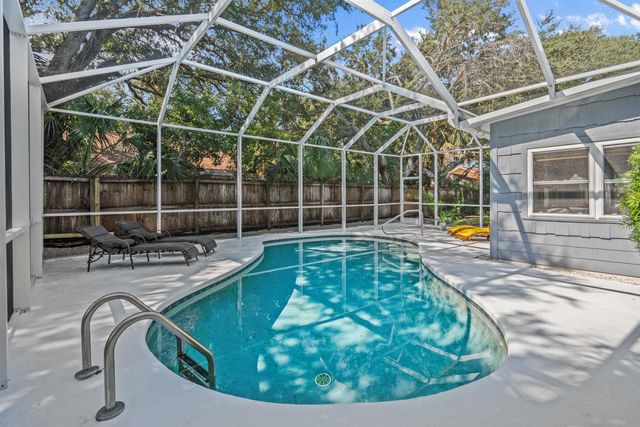 25 Linda Mar Dr (Pool Home), St Augustine, FL 32080