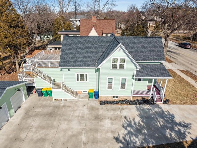 1222 S MONROE AVENUE, Green Bay, WI 54301