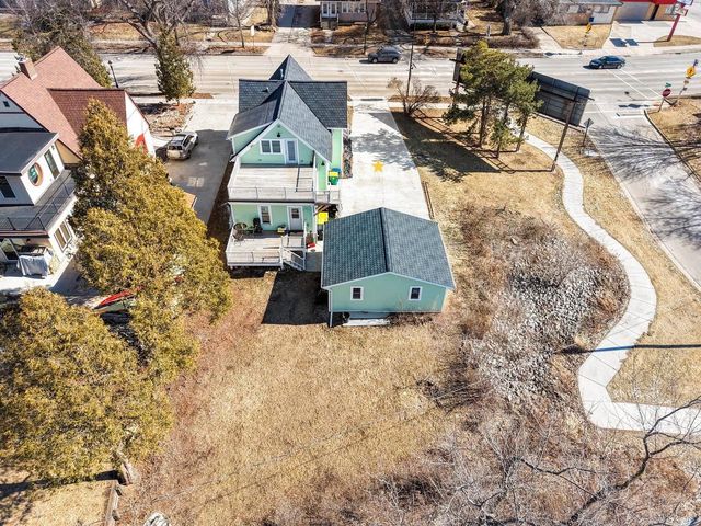 1222 S MONROE AVENUE, Green Bay, WI 54301