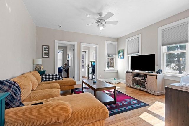 1222 S MONROE AVENUE, Green Bay, WI 54301