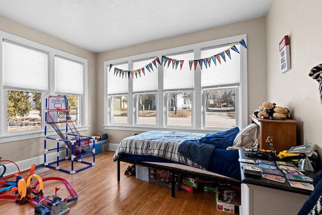 1222 S MONROE AVENUE, Green Bay, WI 54301