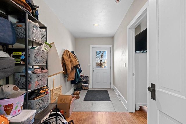 1222 S MONROE AVENUE, Green Bay, WI 54301