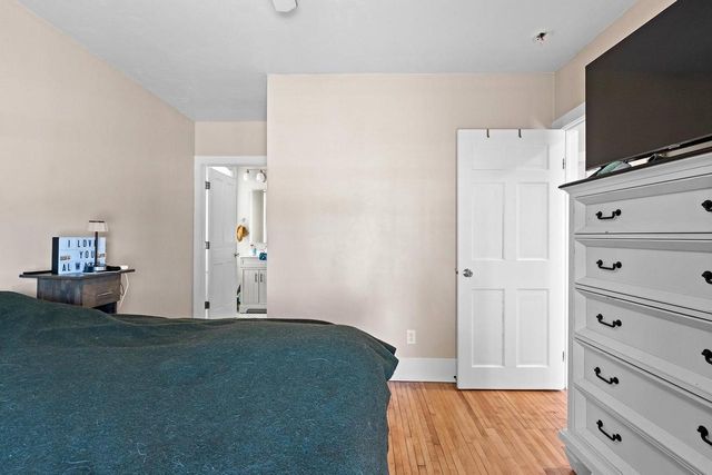 1222 S MONROE AVENUE, Green Bay, WI 54301