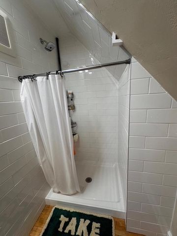 1222 S MONROE AVENUE, Green Bay, WI 54301