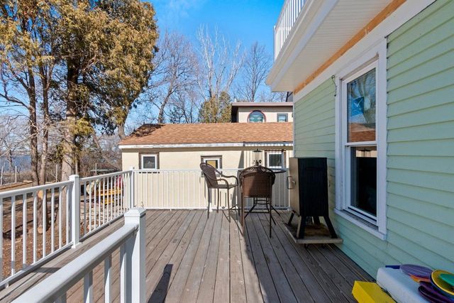 1222 S MONROE AVENUE, Green Bay, WI 54301