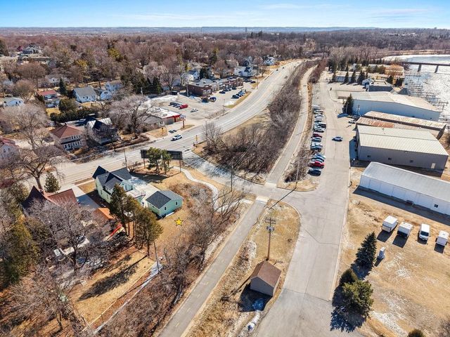 1222 S MONROE AVENUE, Green Bay, WI 54301