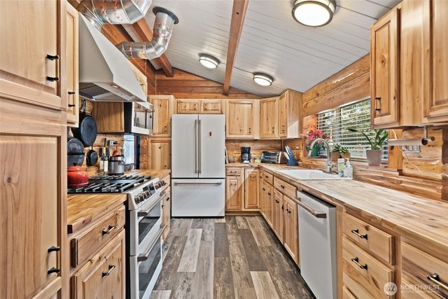 9361 Misery Point Road NW, Seabeck, WA 98380