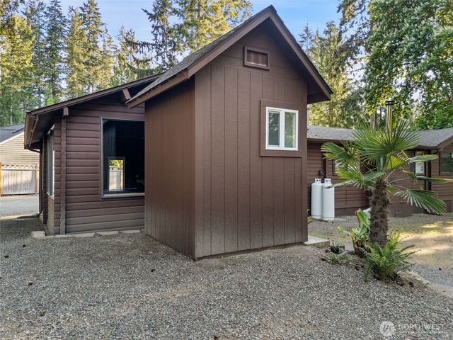 9361 Misery Point Road NW, Seabeck, WA 98380