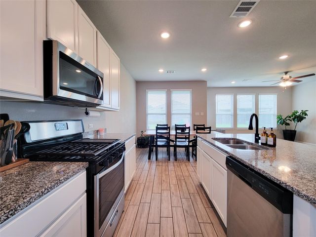 24811 Crimson Pine Drive, Houston, TX 77336