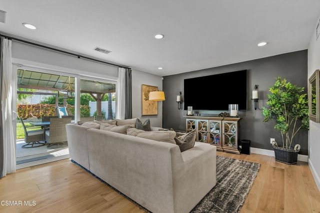 584 Fresh Meadows Road, Simi Valley, CA 93065