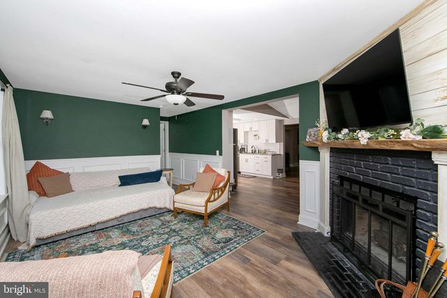 480 HARTFORD RD, Mount Laurel, NJ 08054