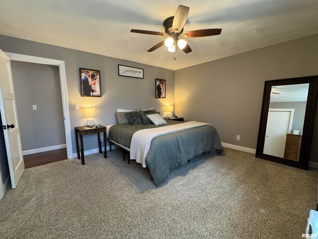 3300 Haviland Drive, Springfield, IL 62704