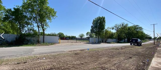 3335 Springfield Avenue, Lancaster, TX 75134