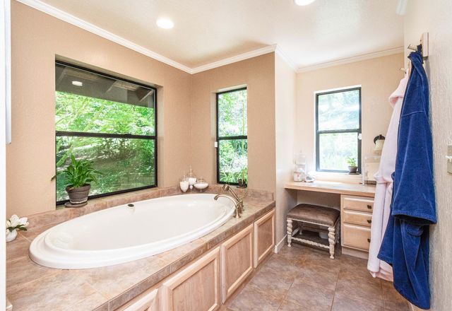 20565 Bellwood Ct, Foresthill, CA 95631