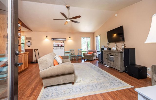 20565 Bellwood Ct, Foresthill, CA 95631