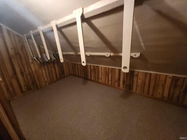 112 E Beckley Street, Royal Center, IN 46978