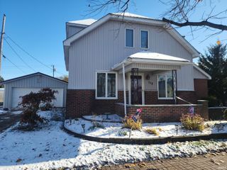 112 E Beckley Street, Royal Center, IN 46978