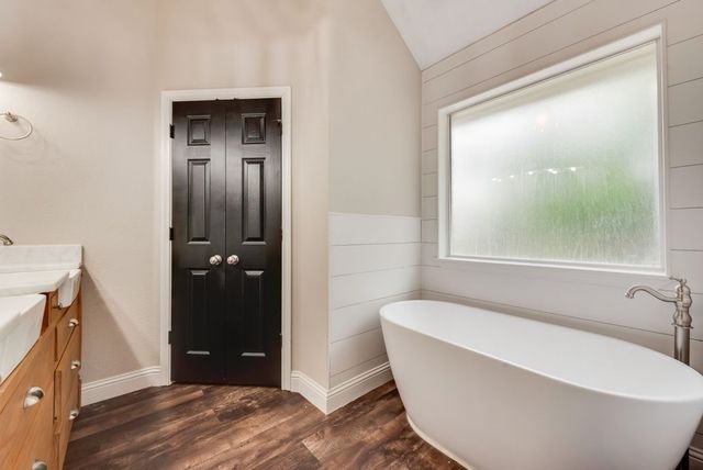 1820 Sand Stone Drive, Sanger, TX 76266