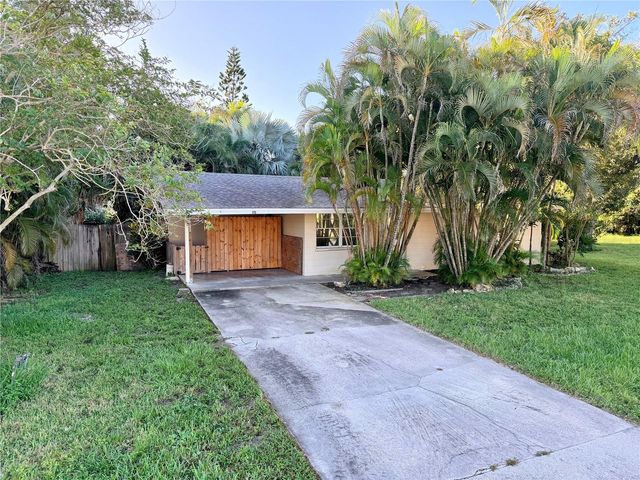 225 MAGNOLIA ROAD, Venice, FL 34293