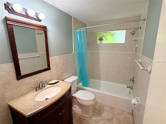 225 MAGNOLIA ROAD, Venice, FL 34293