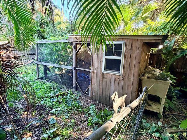 225 MAGNOLIA ROAD, Venice, FL 34293