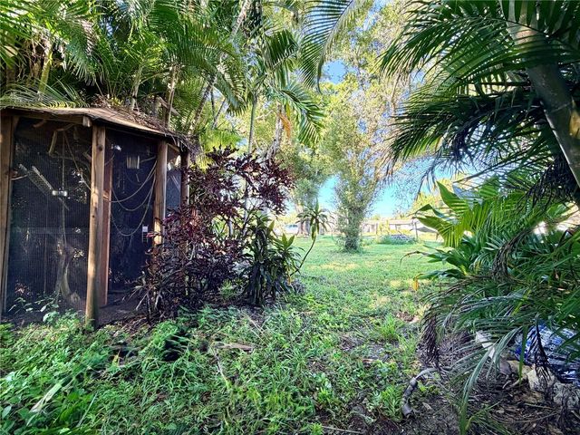 225 MAGNOLIA ROAD, Venice, FL 34293