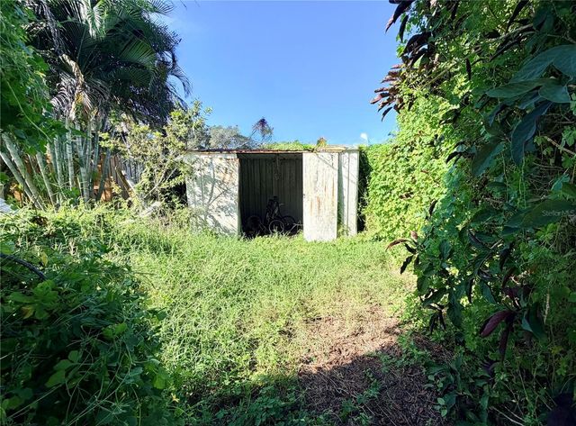 225 MAGNOLIA ROAD, Venice, FL 34293