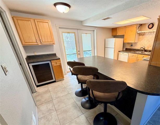225 MAGNOLIA ROAD, Venice, FL 34293