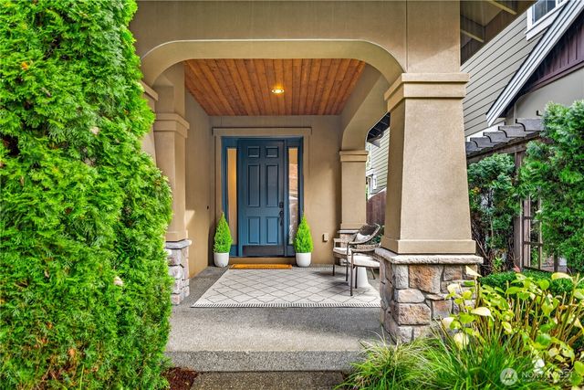 2884 258th Place SE, Sammamish, WA 98075