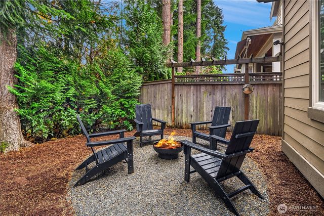 2884 258th Place SE, Sammamish, WA 98075