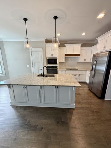 1507 Kenzie Grace Ct, Christiana, TN 37037